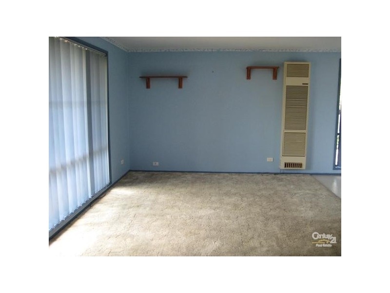 8 Cedar Drive, Hastings VIC 3915