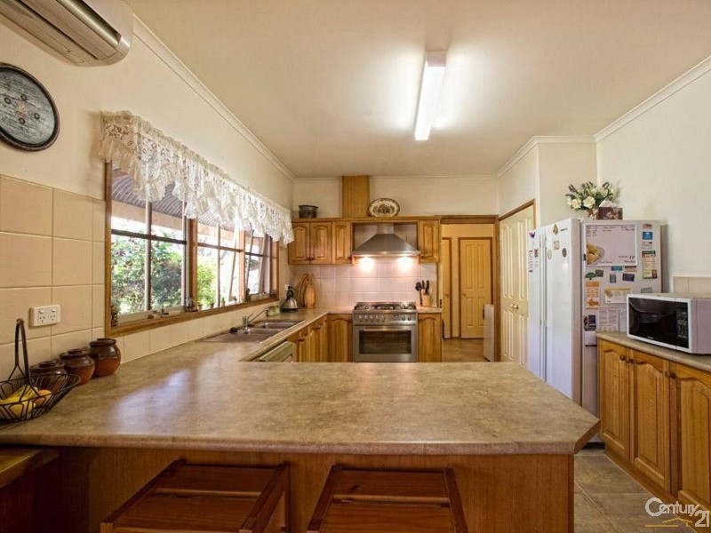 24 Hamilton Street, Crib Point VIC 3919