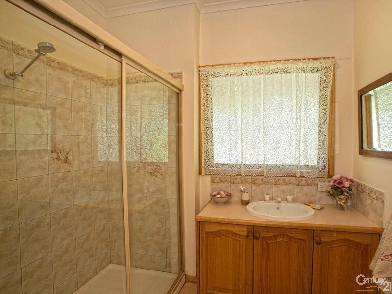 24 Hamilton Street, Crib Point VIC 3919