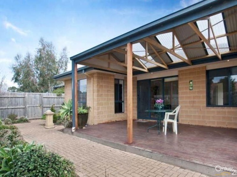 16 Kuan Yin Place, Hastings VIC 3915