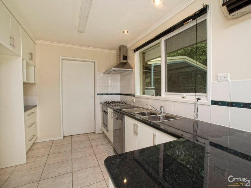 100 Dunlop Road, Bittern VIC 3918