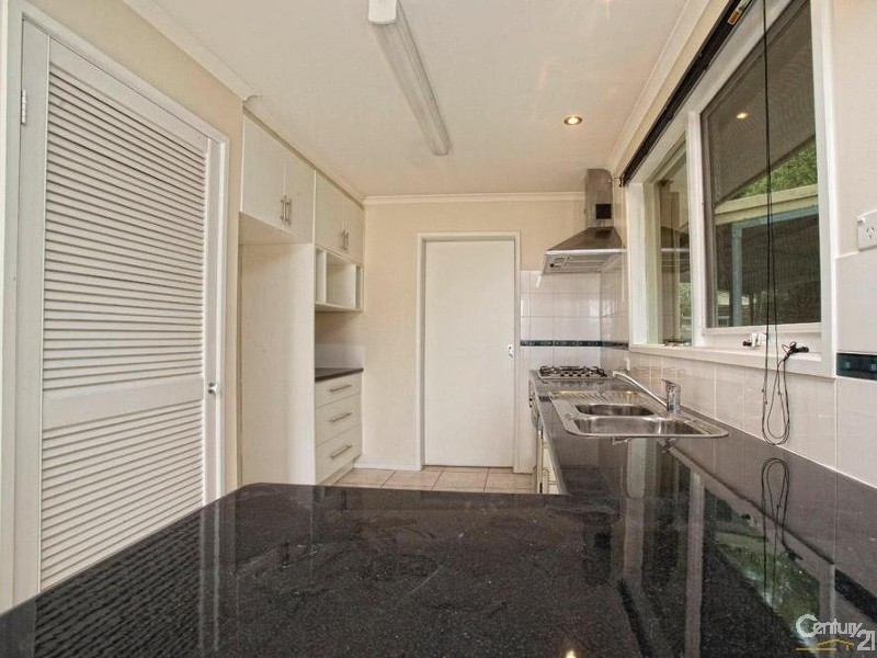 100 Dunlop Road, Bittern VIC 3918