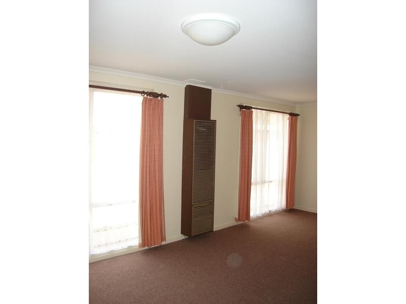 11 Junee Court, Hastings VIC 3915