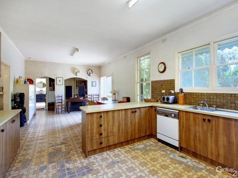 368 Stumpy Gully Road (Cnr. Myers Road) Melway ref 163 E 8, Balnarring VIC 3926