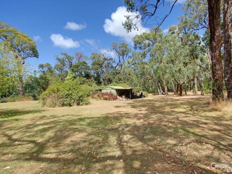 368 Stumpy Gully Road (Cnr. Myers Road) Melway ref 163 E 8, Balnarring VIC 3926