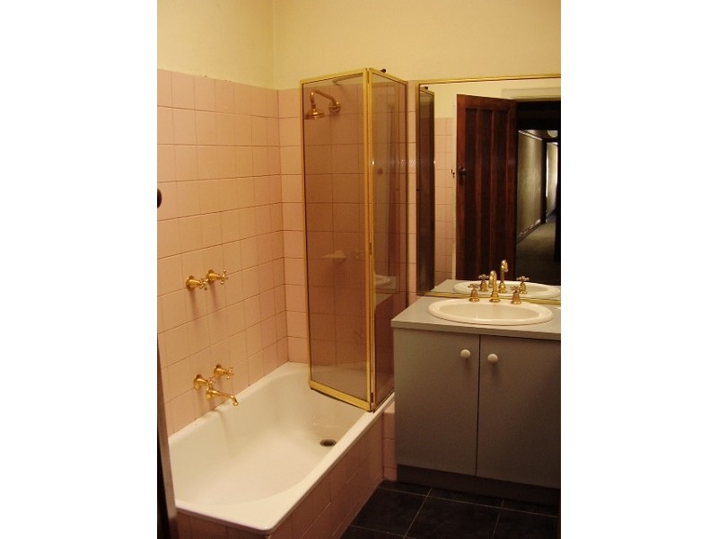 1A Wahroongaa Road, Murrumbeena VIC 3163