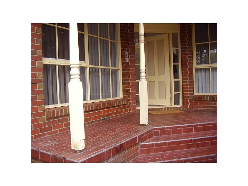 1/11 Woodville Avenue, Glen Huntly VIC 3163