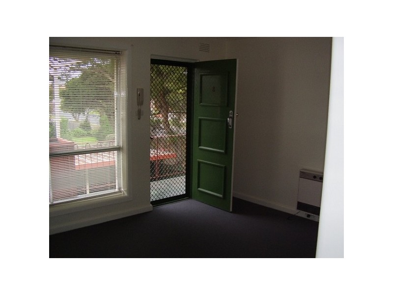 8/161 Oakleigh Road, Carnegie VIC 3163