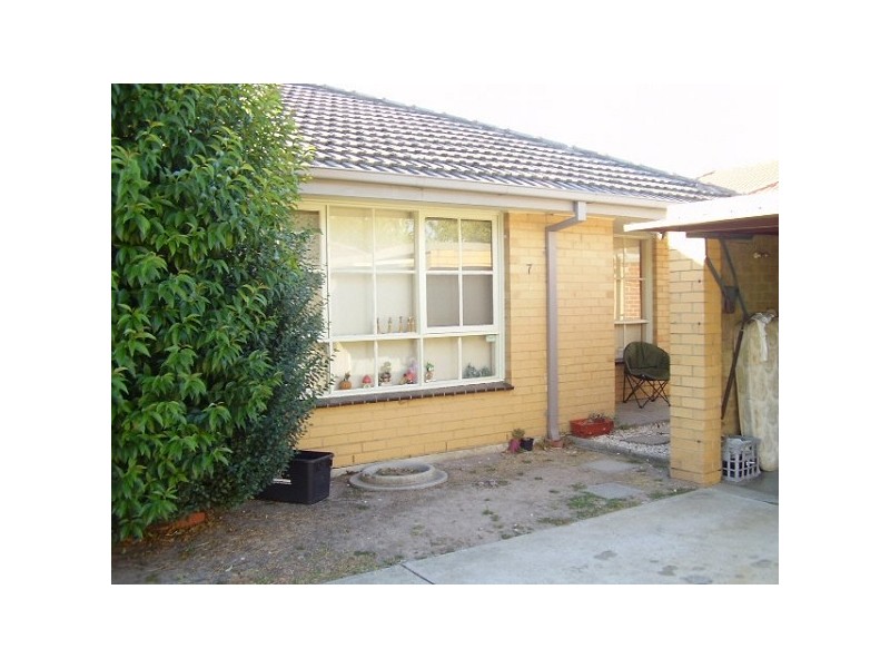 7/7 Gnarwyn Road, Carnegie VIC 3163