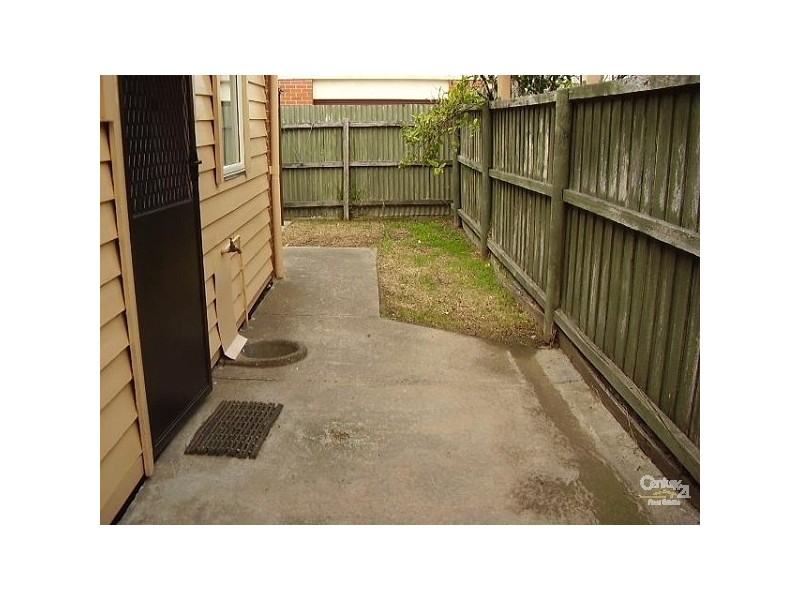 1/160 Oakleigh Road, Carnegie VIC 3163