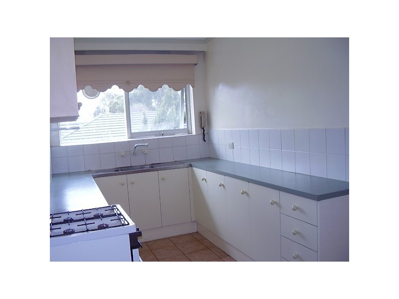 8/3c Innellan Road, Murrumbeena VIC 3163