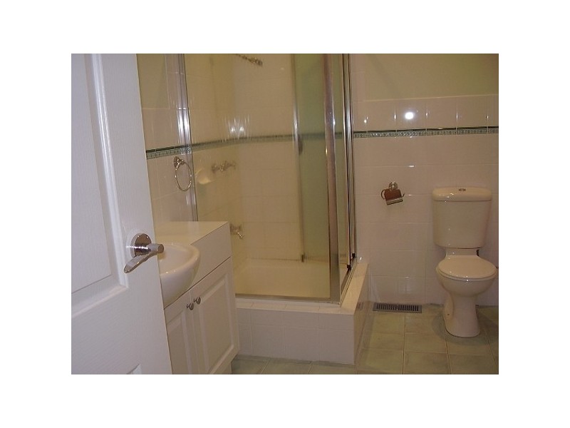 3/57 Willesden Road, Hughesdale VIC 3166