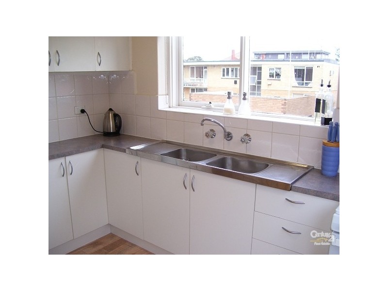 10/319 Inkerman Street, Balaclava VIC 3183