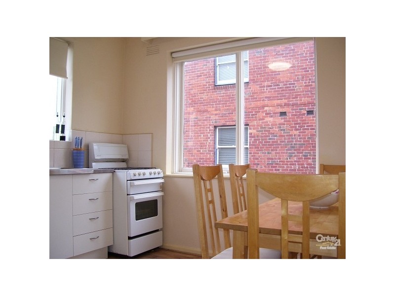 10/319 Inkerman Street, Balaclava VIC 3183