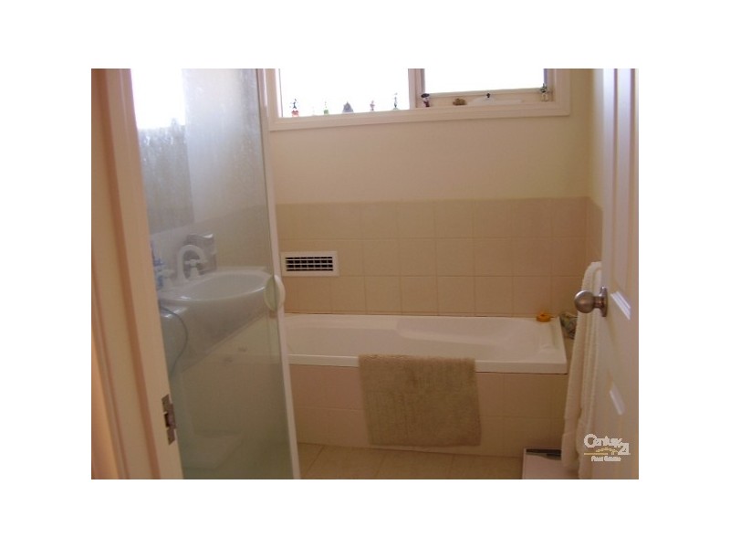 15A Crosbie Road, Murrumbeena VIC 3163