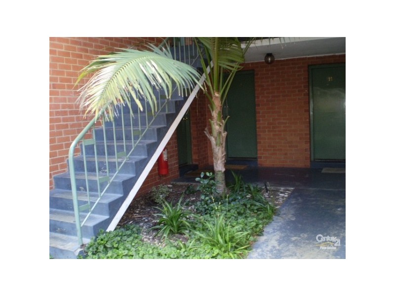 15/8 Wahroongaa Crescent, Murrumbeena VIC 3163