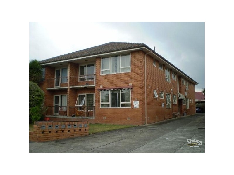 13/82 Coorigil Road, Carnegie VIC 3163