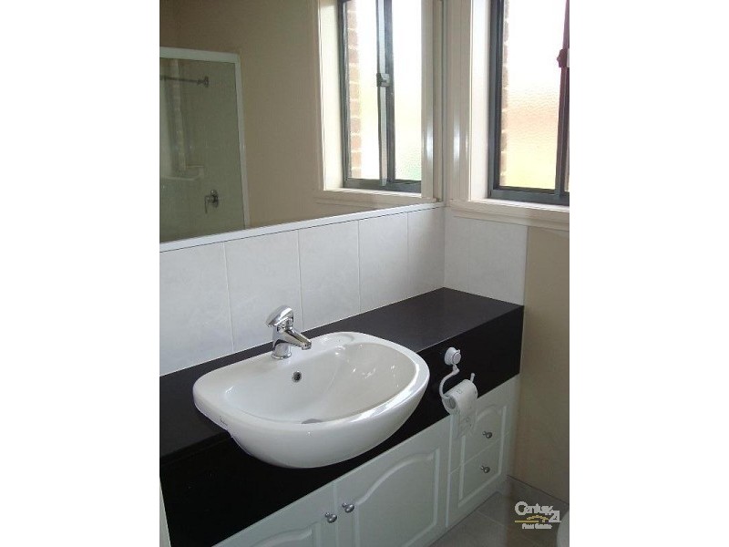 1/13 Mernda Avenue, Carnegie VIC 3163