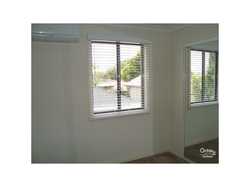 1/13 Mernda Avenue, Carnegie VIC 3163