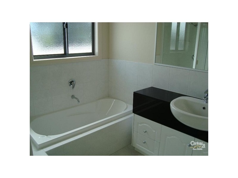 1/13 Mernda Avenue, Carnegie VIC 3163