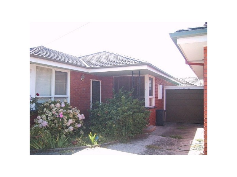 4/13 Garden Avenue, Glen Huntly VIC 3163