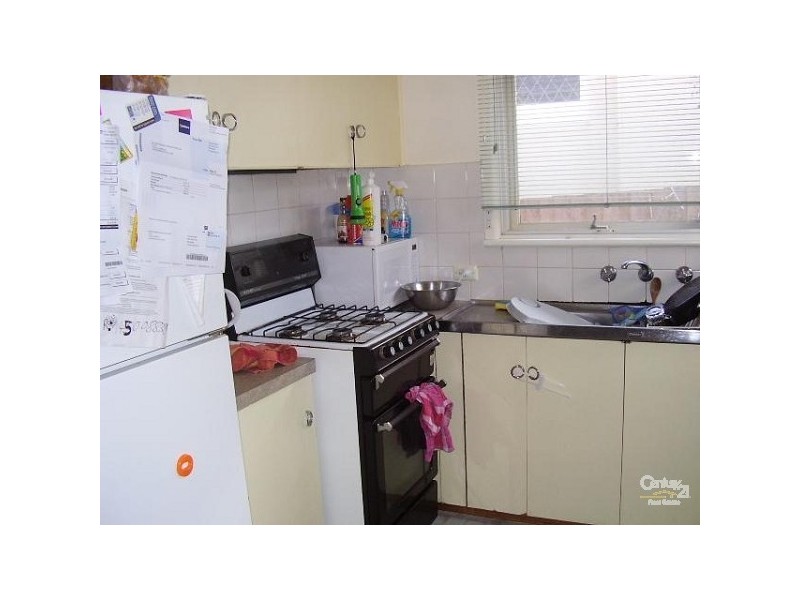 8/16 Fellows Street, Hughesdale VIC 3166