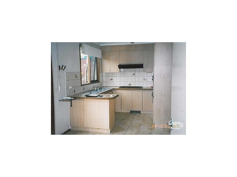 2/30 Rosella Street, Murrumbeena VIC 3163