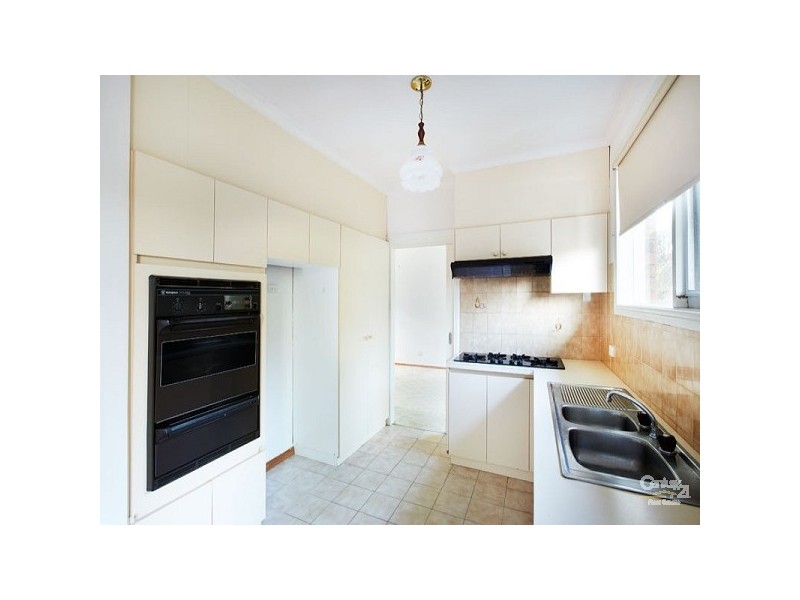 3/30 Woornack Road, Carnegie VIC 3163