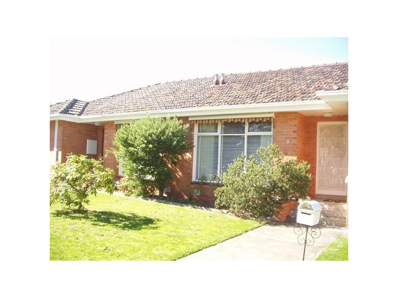 3/15 Maroo Street, Hughesdale VIC 3166