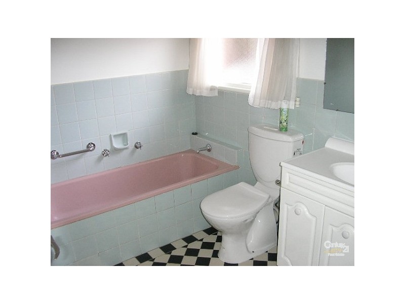 3/15 Maroo Street, Hughesdale VIC 3166