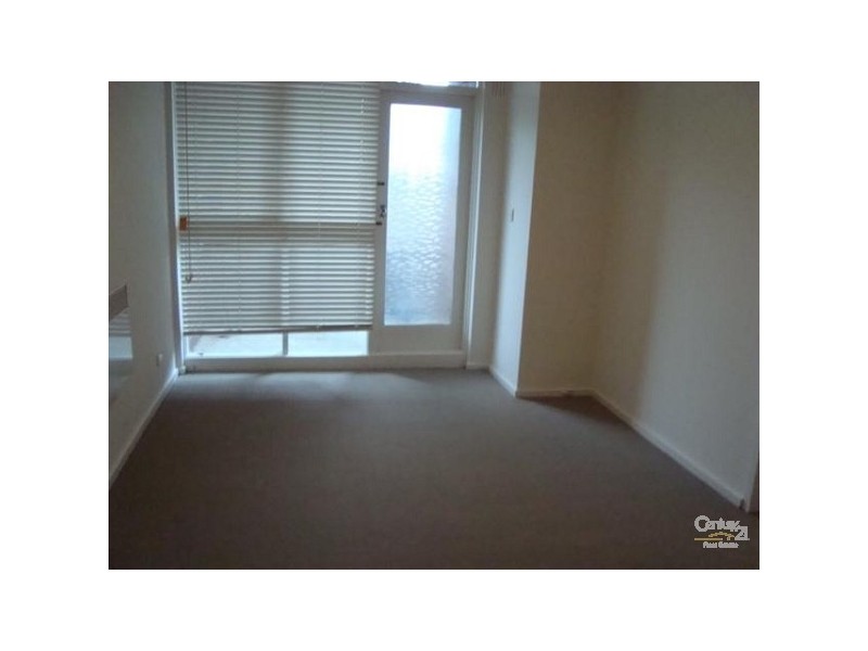 5/8 Dunoon Street, Murrumbeena VIC 3163