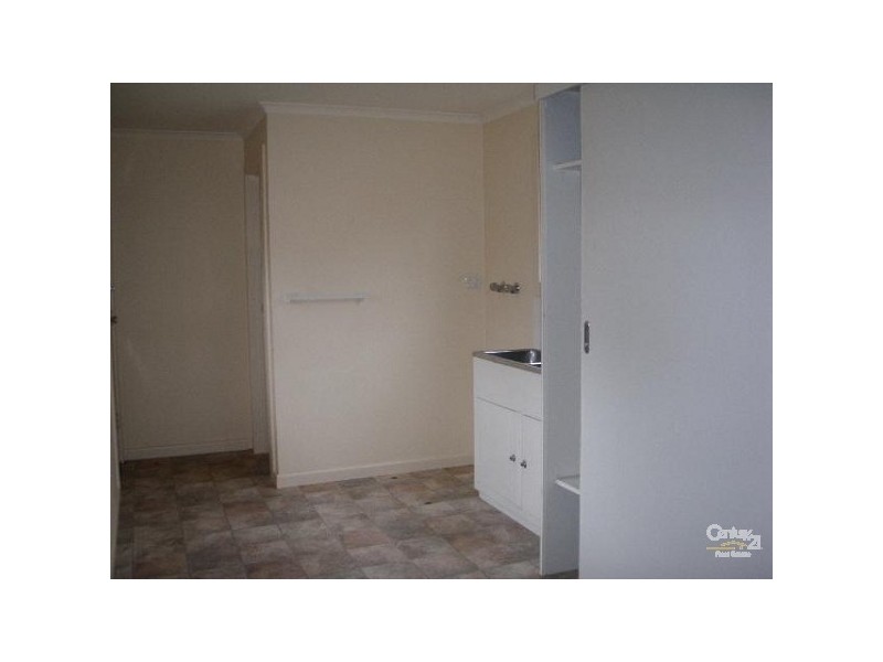 3 Nicholls Road, Ormond VIC 3204