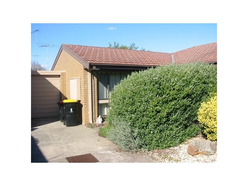 3/128 Charman Road, Cheltenham VIC 3192