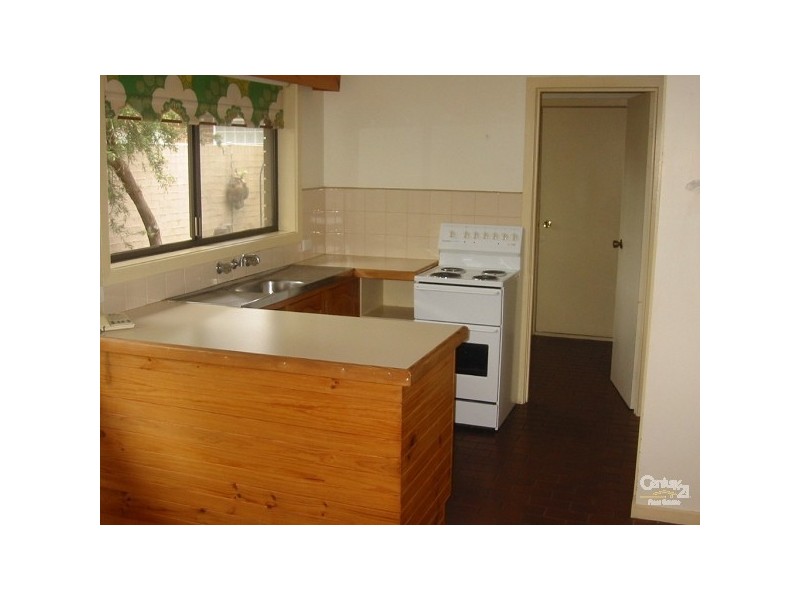 3/128 Charman Road, Cheltenham VIC 3192