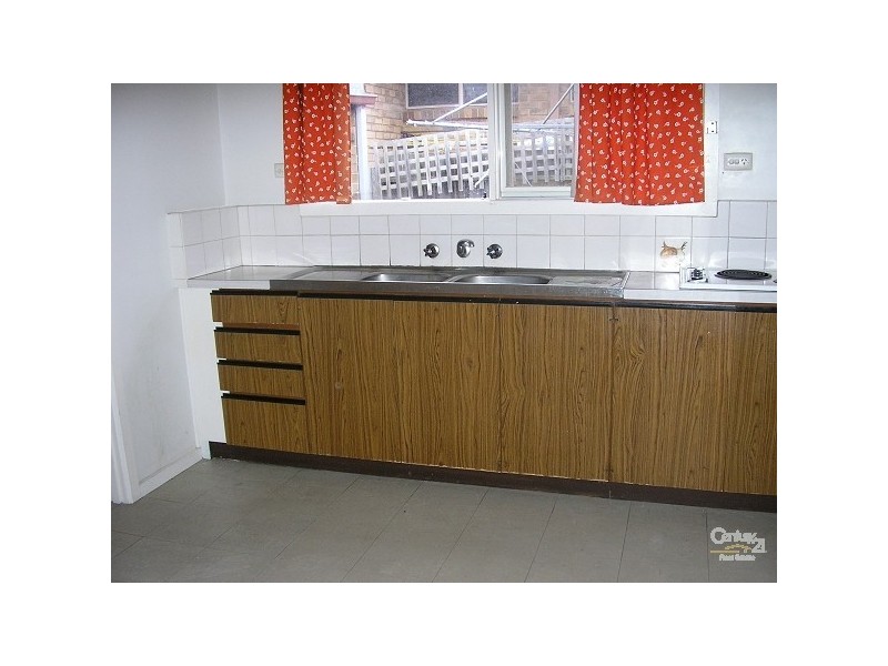 1/28 Coorigil Road, Carnegie VIC 3163