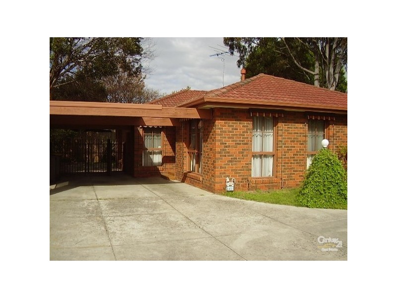 2/8 Melton Avenue, Carnegie VIC 3163