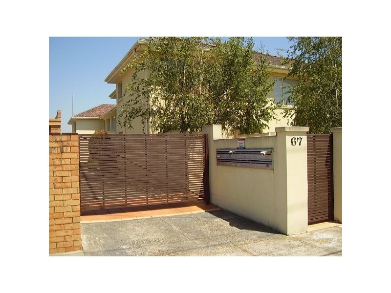 6/67 Coorigil Road, Carnegie VIC 3163