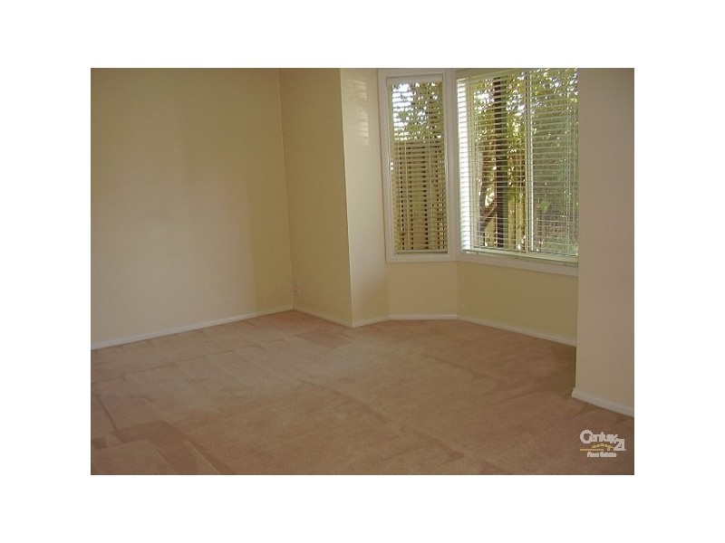 8a Irving Avenue, Carnegie VIC 3163