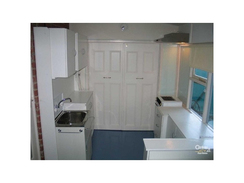 12B Dorothy Avenue, Glen Huntly VIC 3163