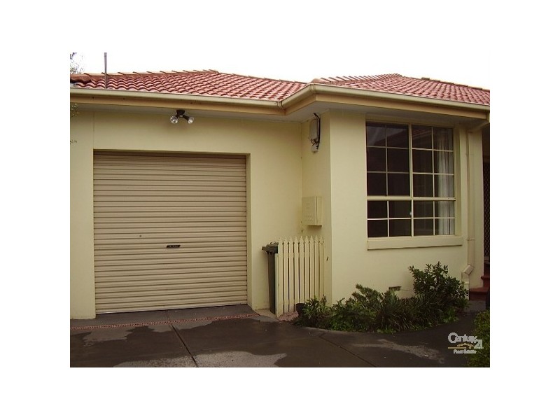 9B Hewitts Road, Carnegie VIC 3163