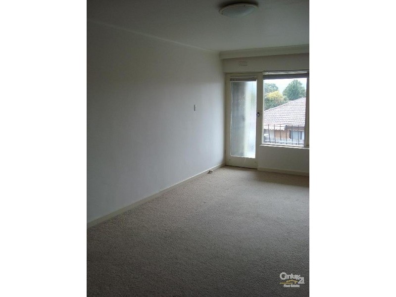 11/10 St Huberts Road, Carnegie VIC 3163