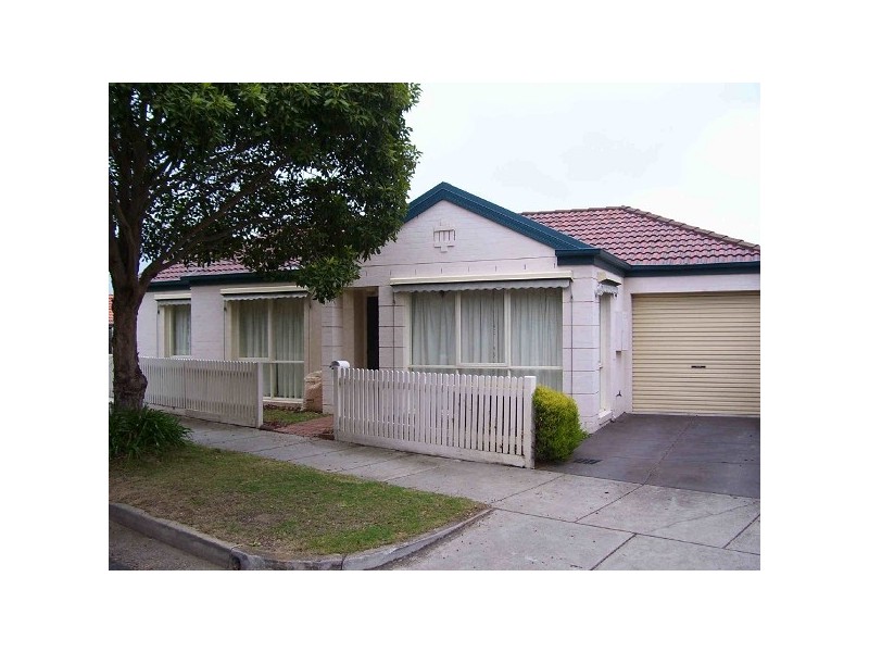11  Maude Street, Murrumbeena VIC 3163