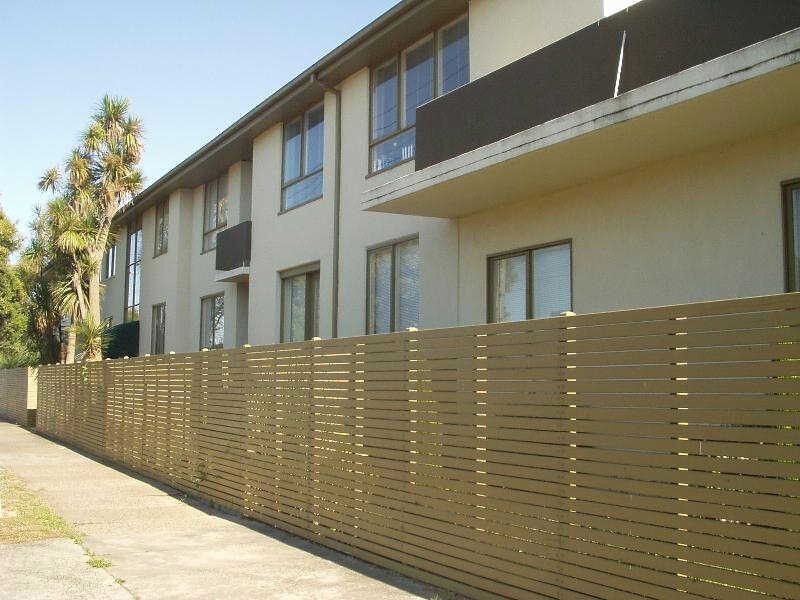 10/62  Truganini Road, Carnegie VIC 3163