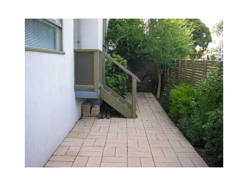 10/62  Truganini Road, Carnegie VIC 3163