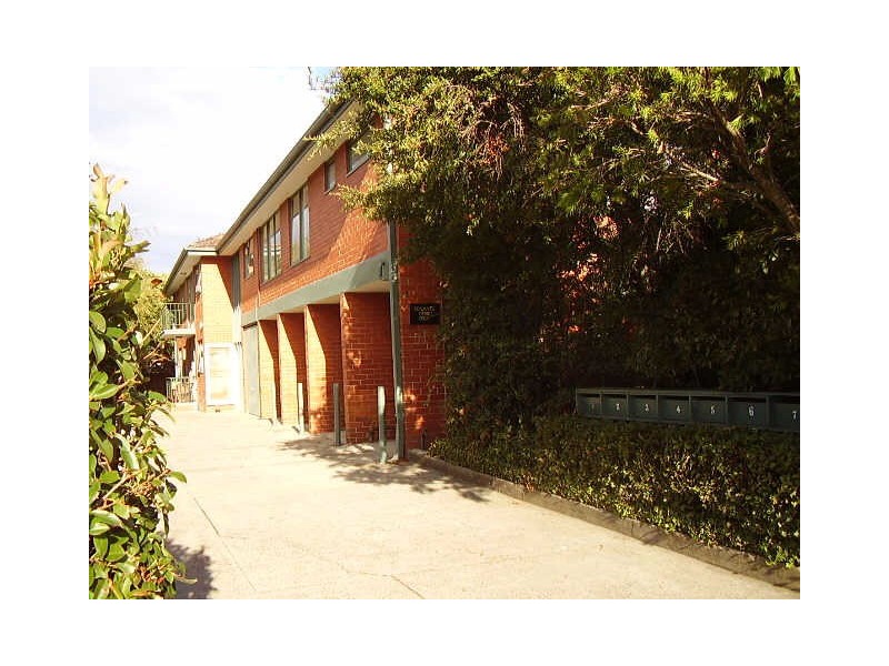 1/100  Murrumbeena Road, Murrumbeena VIC 3163