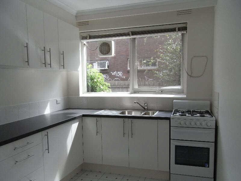 1/100  Murrumbeena Road, Murrumbeena VIC 3163