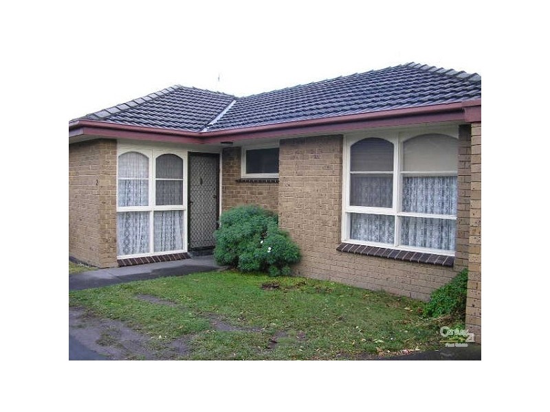 2/28 Coorigil Road, Carnegie VIC 3163