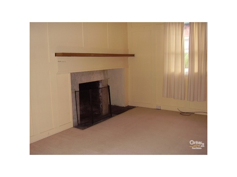 49 Blackwood Street, Carnegie VIC 3163