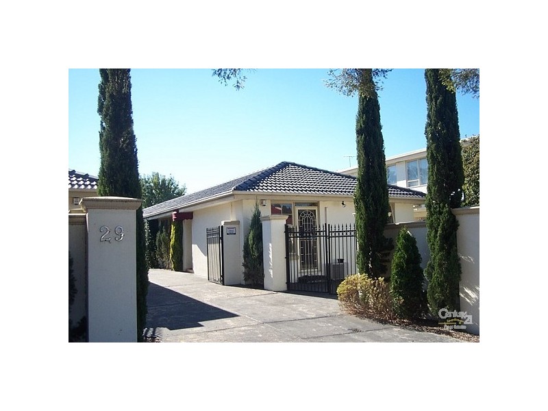 3/29-31 Toolambool Road, Carnegie VIC 3163