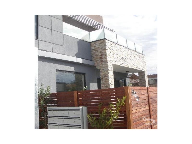 1/329 Neerim Road, Carnegie VIC 3163